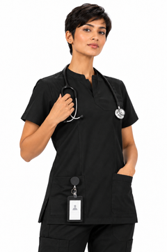 Cura Core Women's V-Neck Black