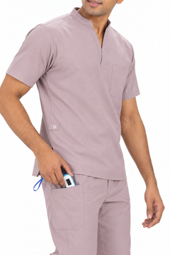 Cura Signature Men’s V-Neck (4-Way Stretch) Scrub