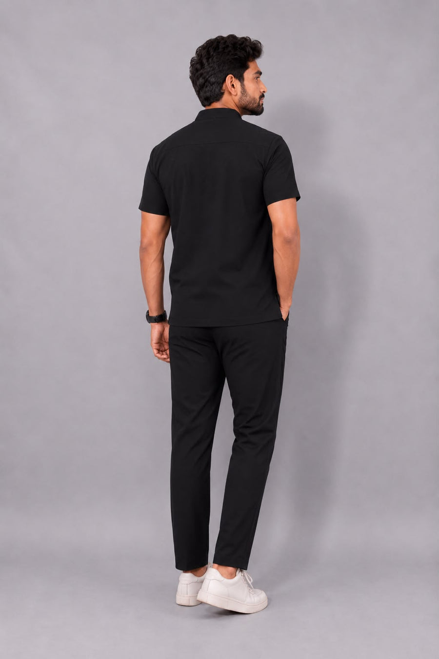 Crua Core Men's Mandarin Neck Scrub -Black