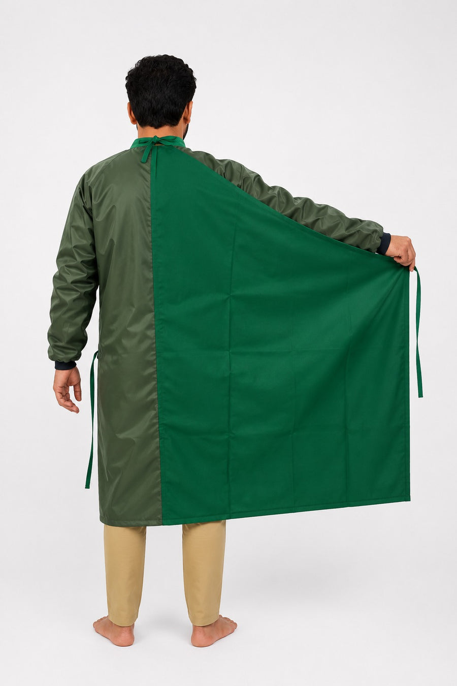 Surgeon Gown with impervious Material Green Color Surgical Gown with impervious Material Back Tie - Free Size Gown