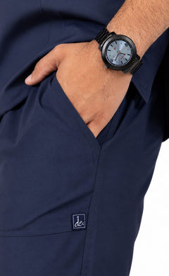 Cura Core Men’s V-Neck Scrub