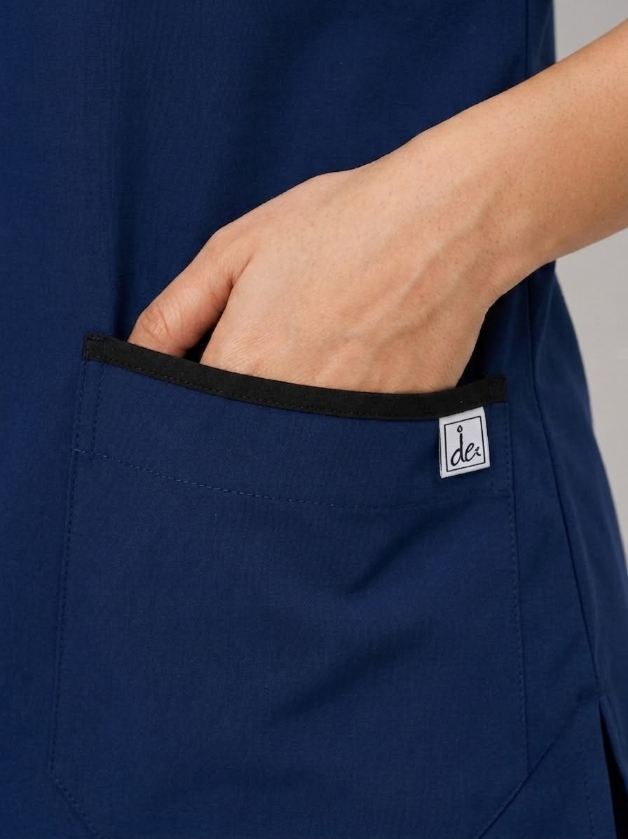 Cura Pro Women’s V-Neck(2-Way Stretch) Scrub